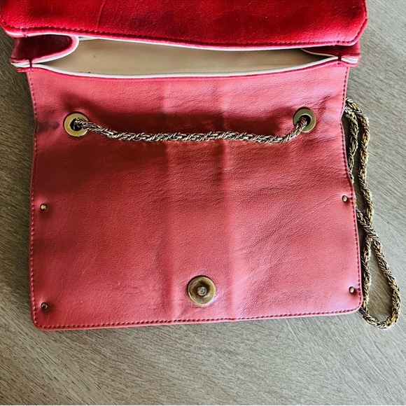 CHLOE June Bow Flap Shoulder Bag in Holly Berry Red Sheepskin Leather - Picture 2 of 9